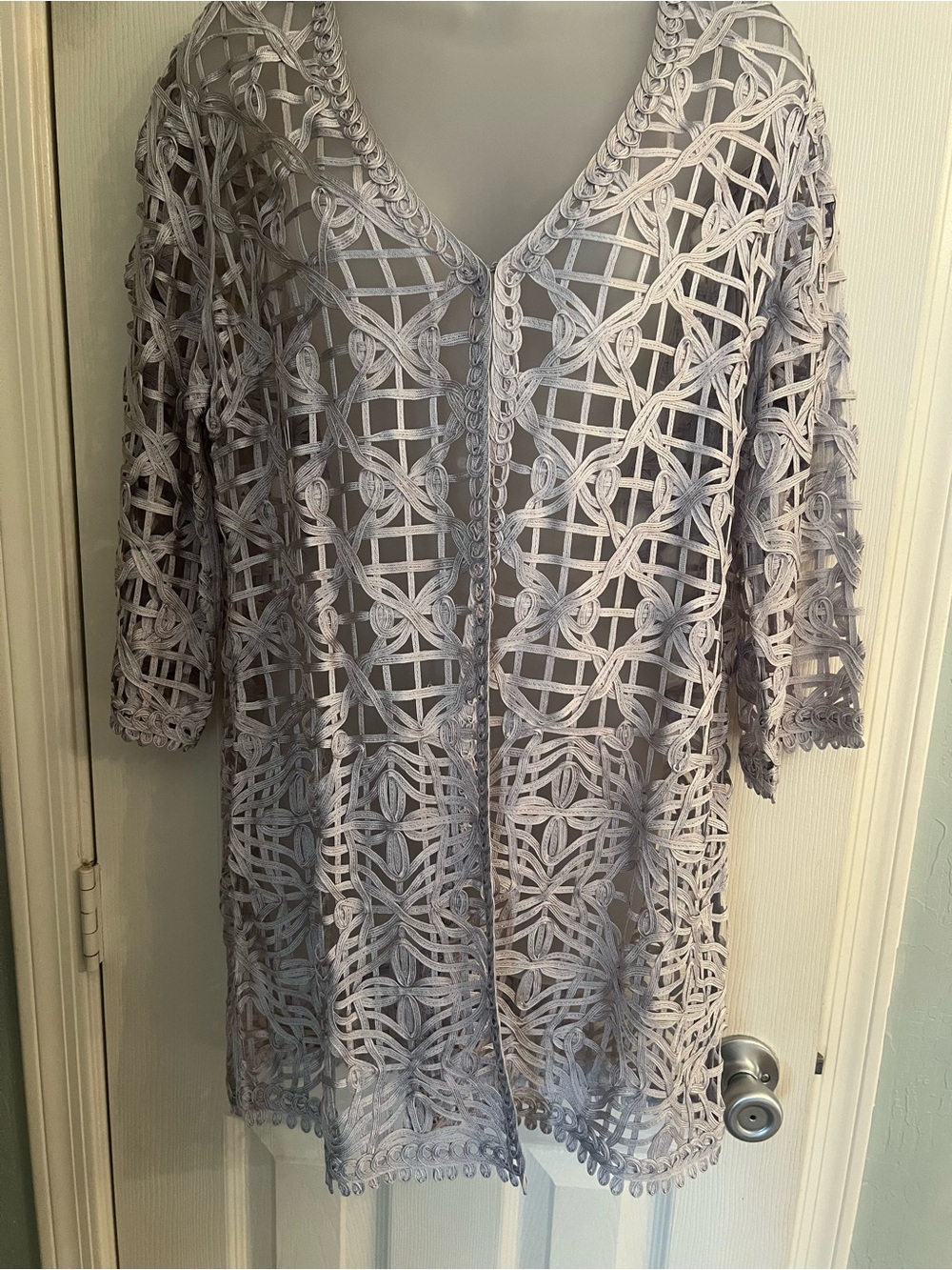 Chicos traveler silver open front cardigan size 1